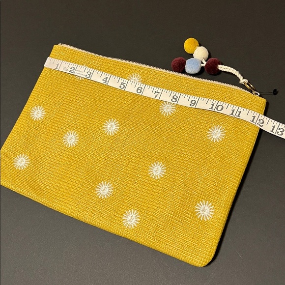Madewell Sunny Clutch, yellow, zipper closure 12”x8.5” - Picture 3 of 11